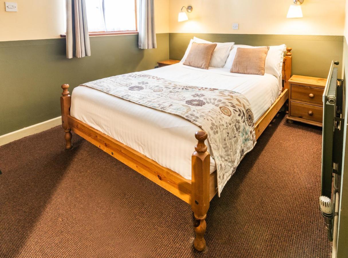 The Half Moon Inn And Country Lodge Yeovil Ngoại thất bức ảnh